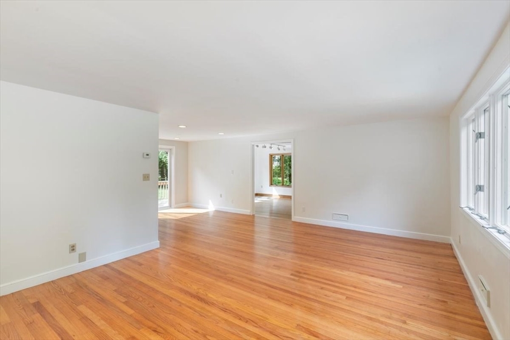 198 Jenkins Road (Jenkins Way)