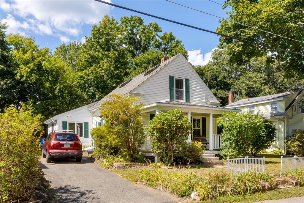 85 Water St