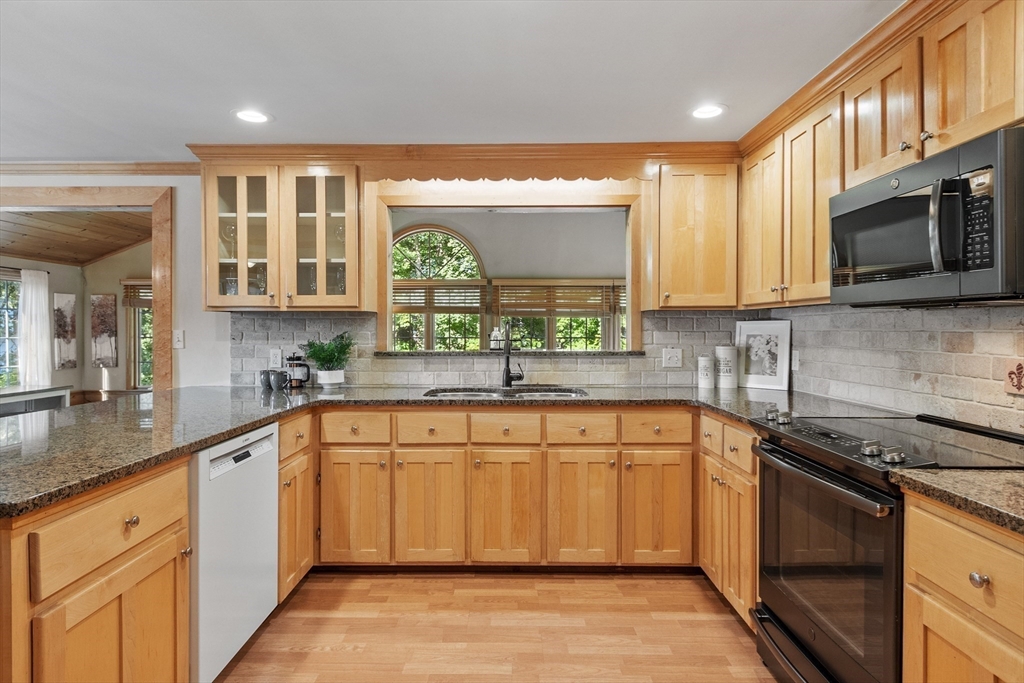 46 Temi Rd