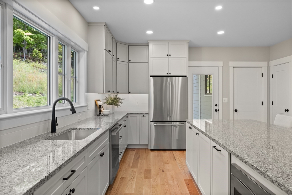 85-87 Hudson St # 87