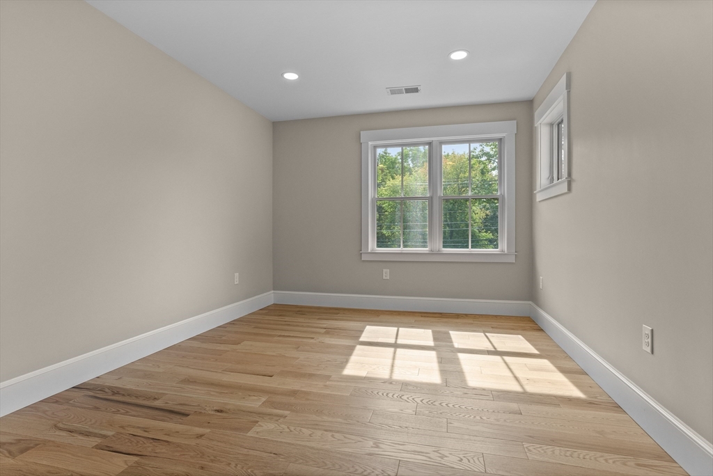 85-87 Hudson St # 87