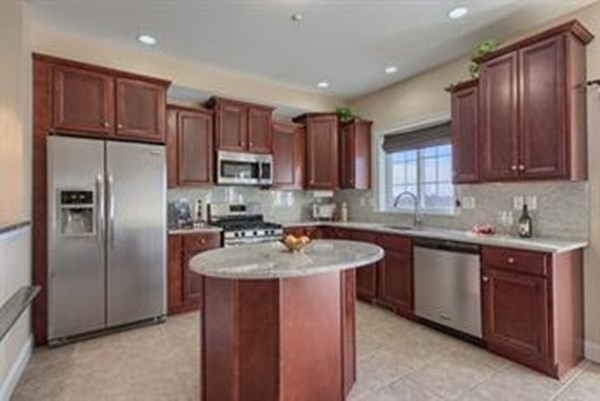 4 Arapahoe Way # 4, Westford Unit: 4