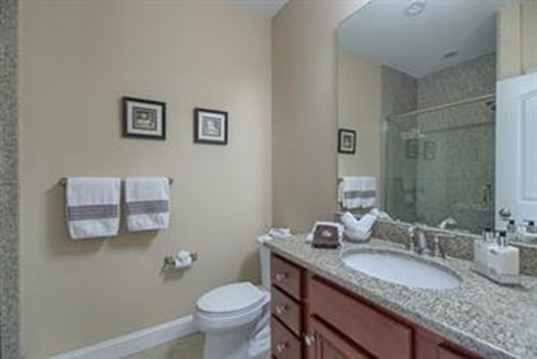 4 Arapahoe Way # 4, Westford Unit: 4