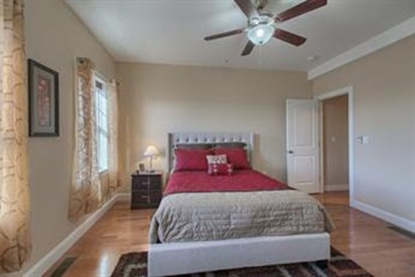 4 Arapahoe Way # 4, Westford Unit: 4