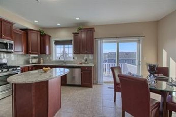 4 Arapahoe Way # 4, Westford Unit: 4
