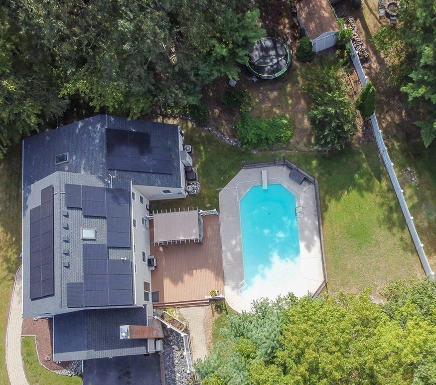 10 Cliff Drive