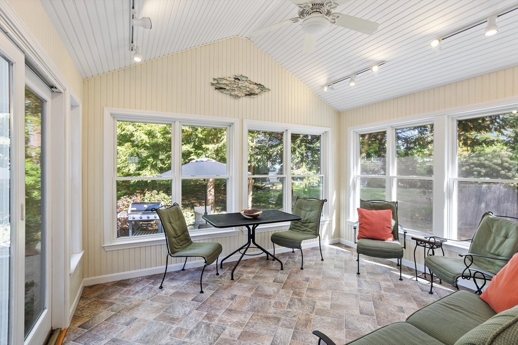 11 Grist Mill Road