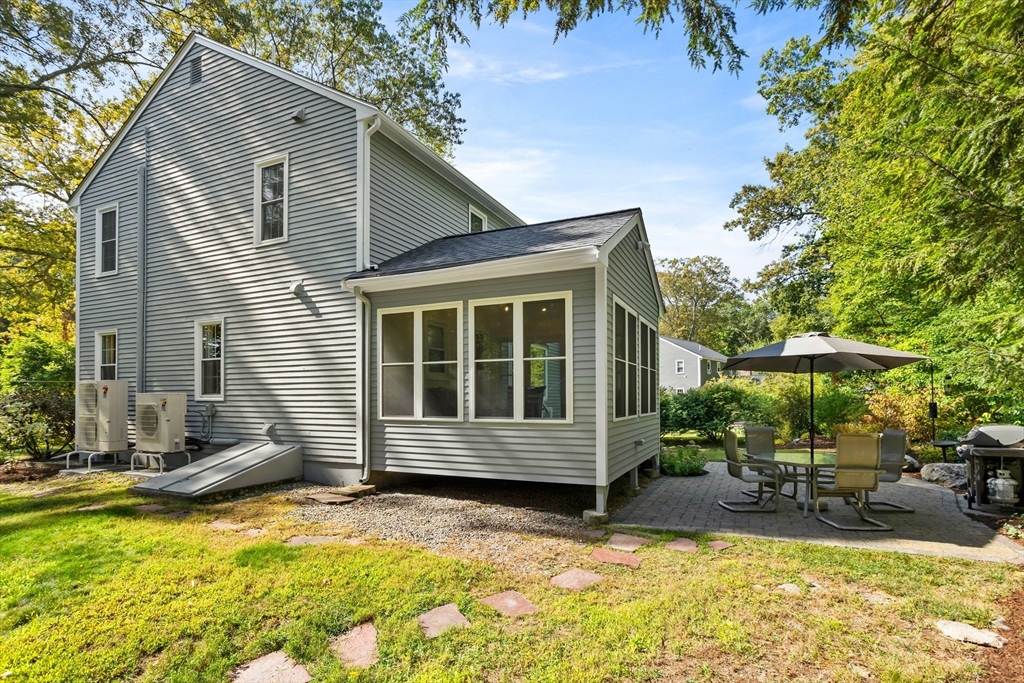 11 Grist Mill Road