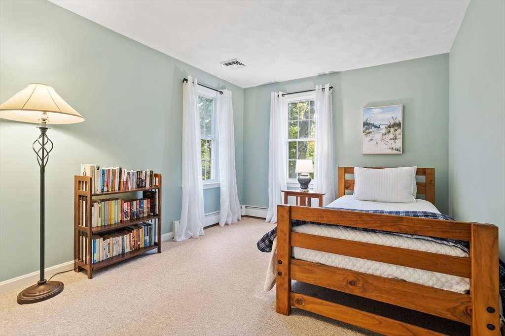 11 Grist Mill Road