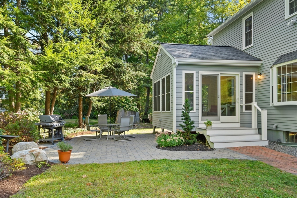 11 Grist Mill Road