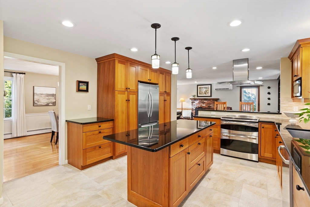 11 Grist Mill Road