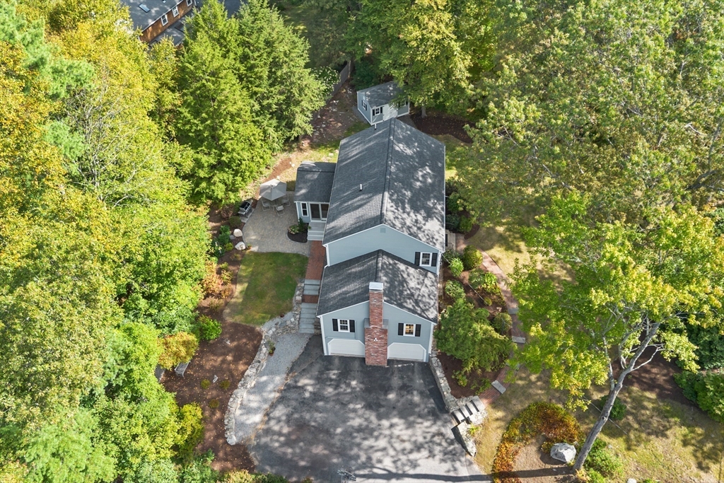 11 Grist Mill Road