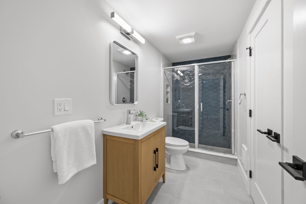 14 Burton St # 14