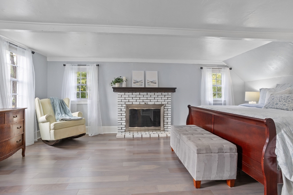 552 Farm Rd