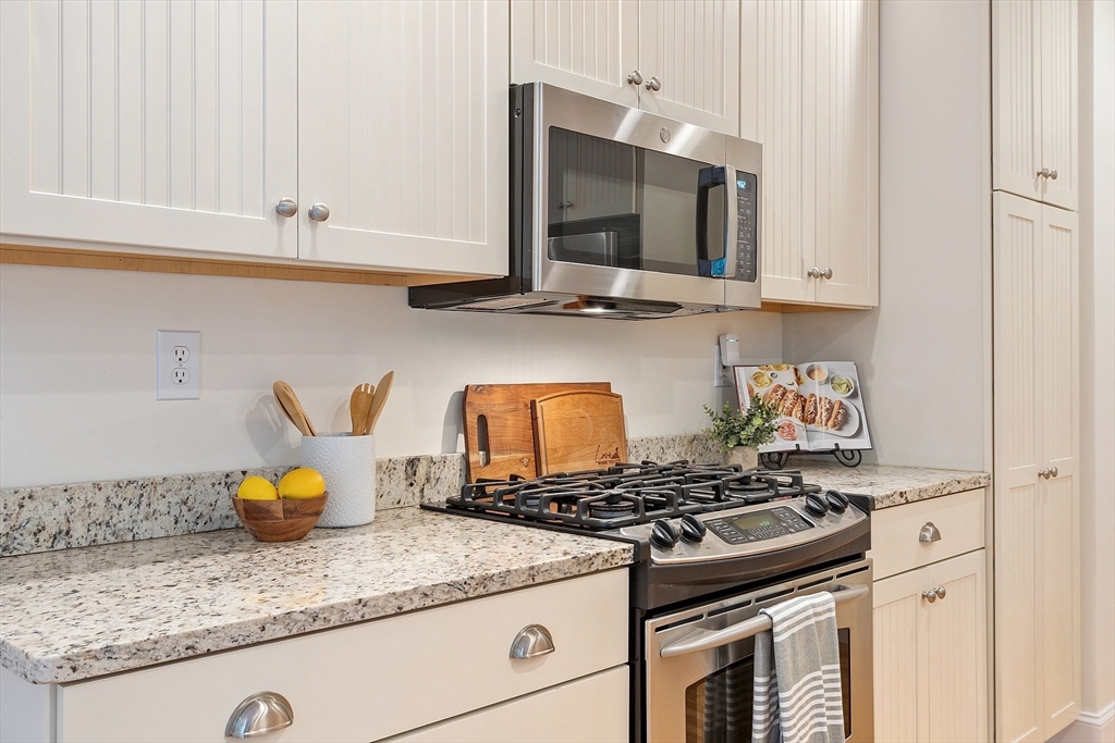 31 Sandstone Rd # 31