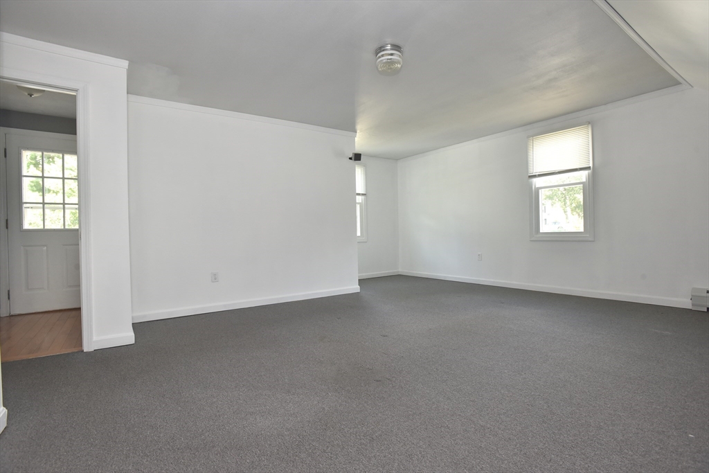 7 Morton Rd