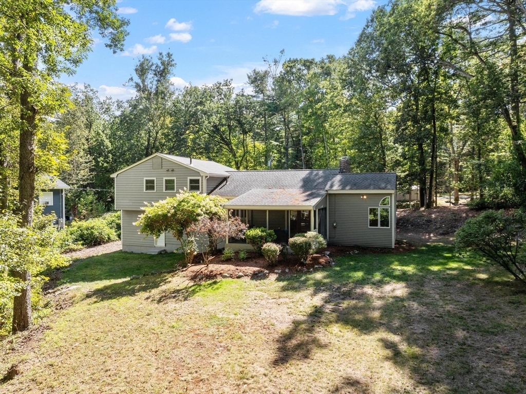 6 Black Horse Dr