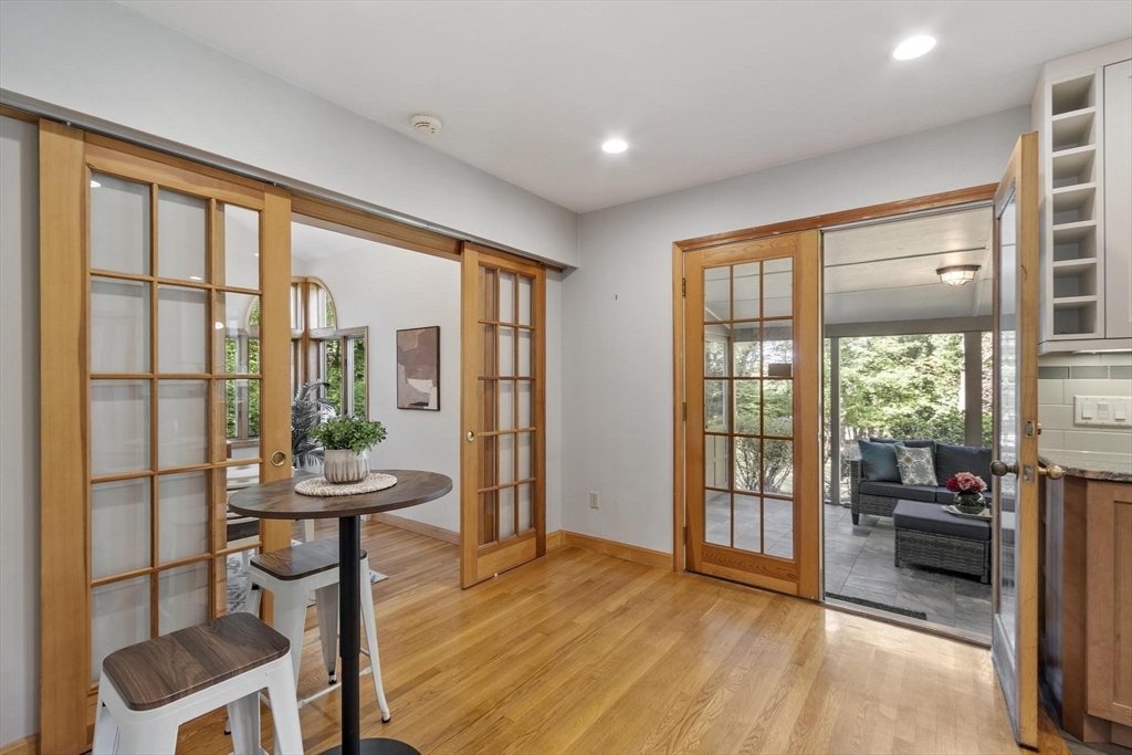 6 Black Horse Dr