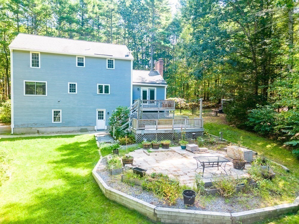 22 Lakin St