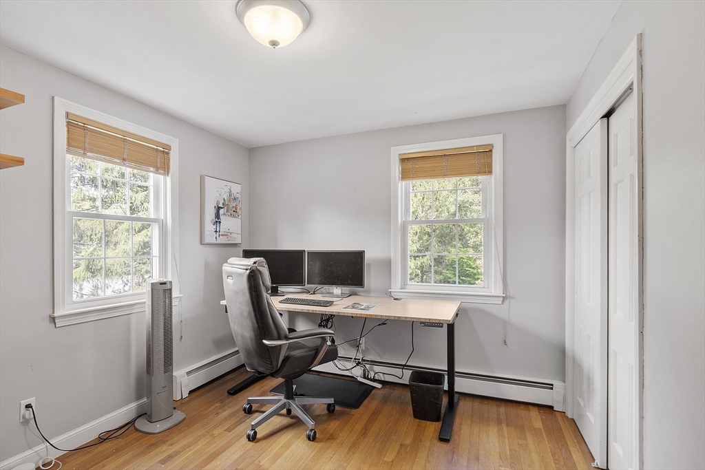 52 Chestnut Hill Rd