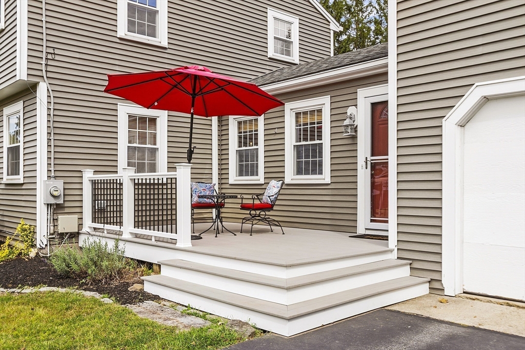 52 Chestnut Hill Rd