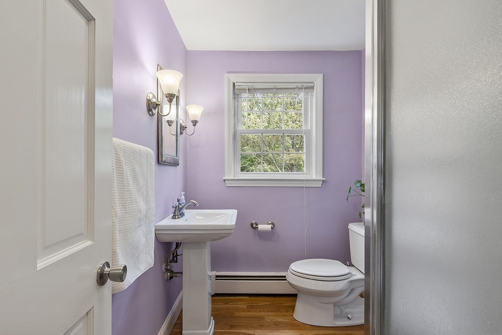 52 Chestnut Hill Rd