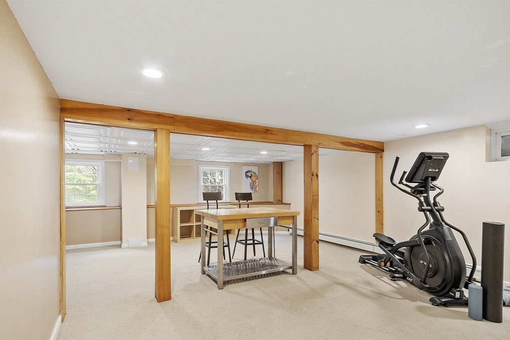 52 Chestnut Hill Rd