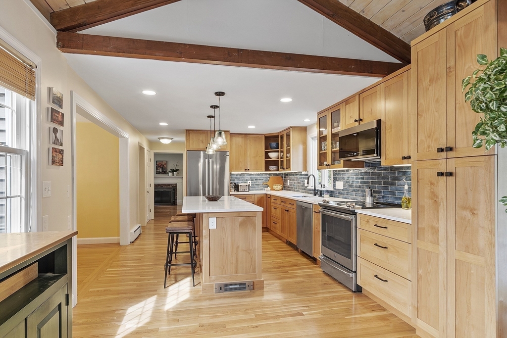 52 Chestnut Hill Rd