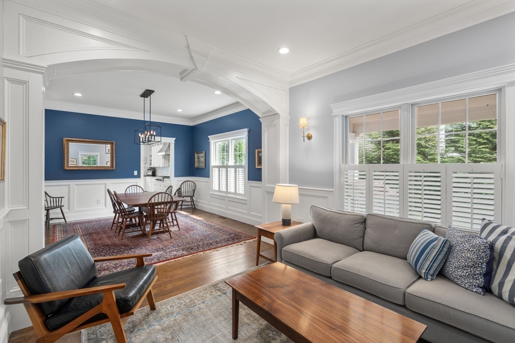 8 Normandie Rd