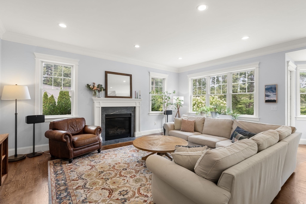 8 Normandie Rd