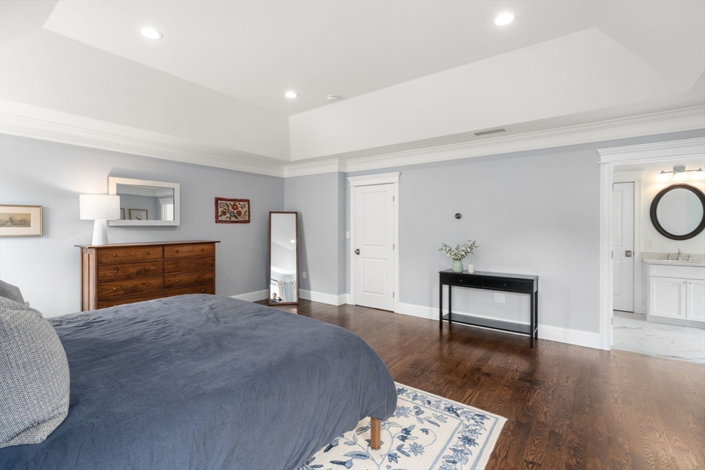 8 Normandie Rd