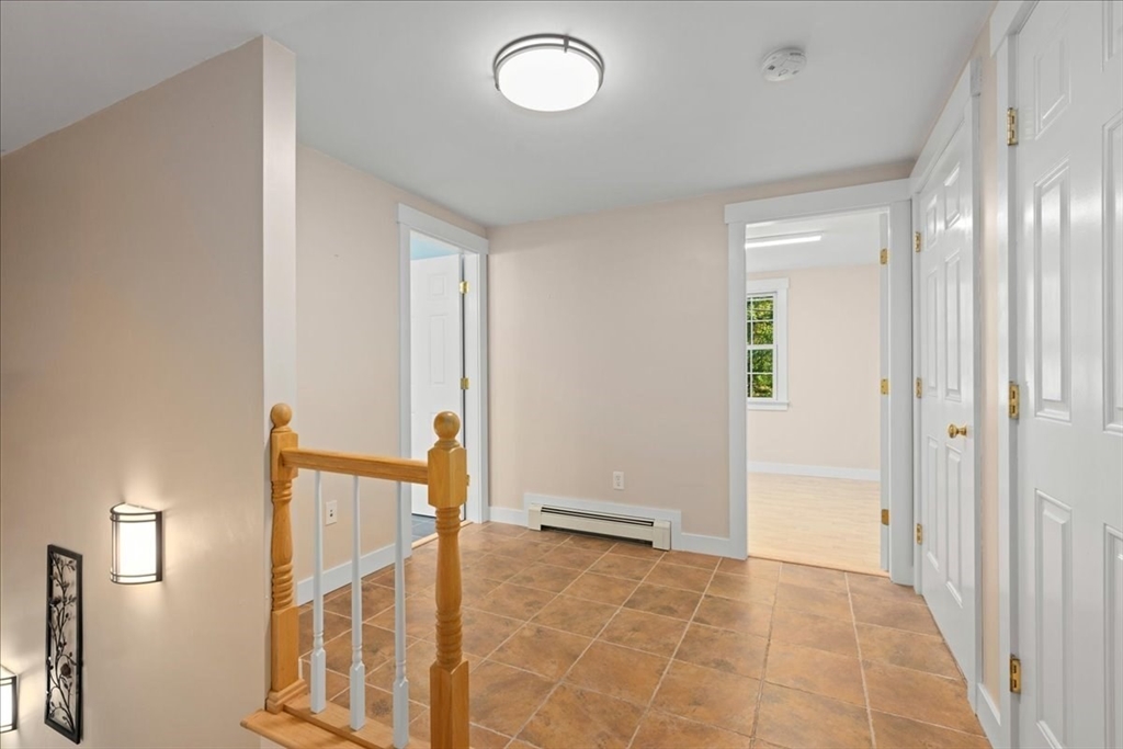2 Fairview Dr