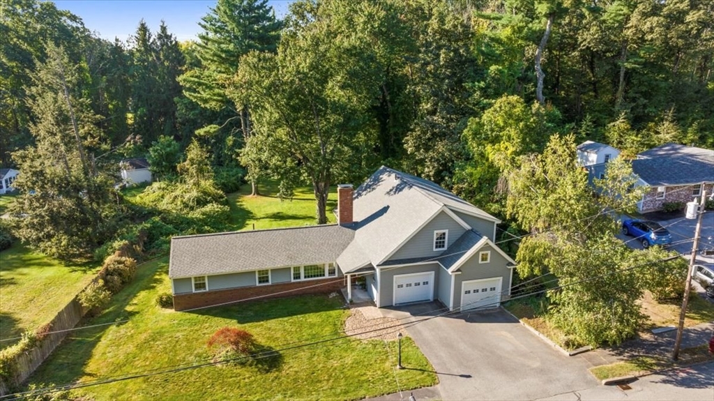 2 Fairview Dr