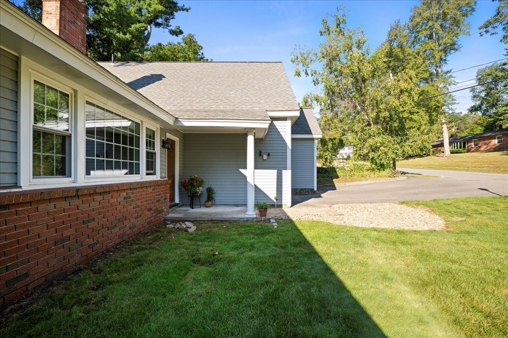 2 Fairview Dr