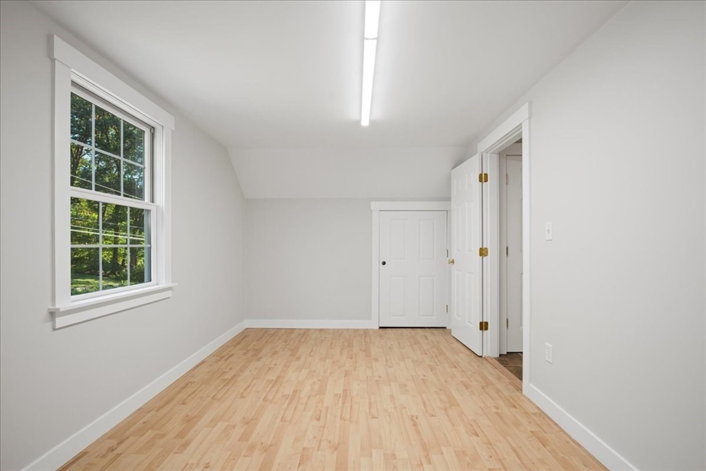 2 Fairview Dr