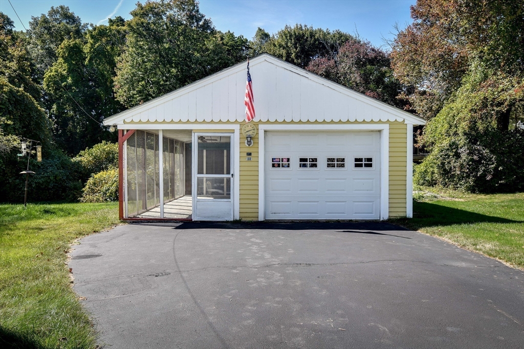 2 Curtis Road