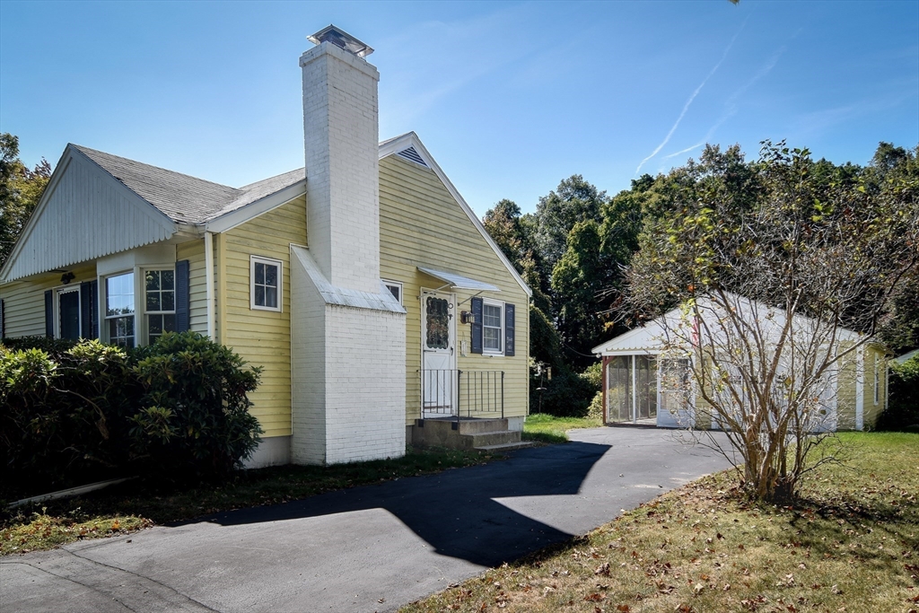 2 Curtis Road