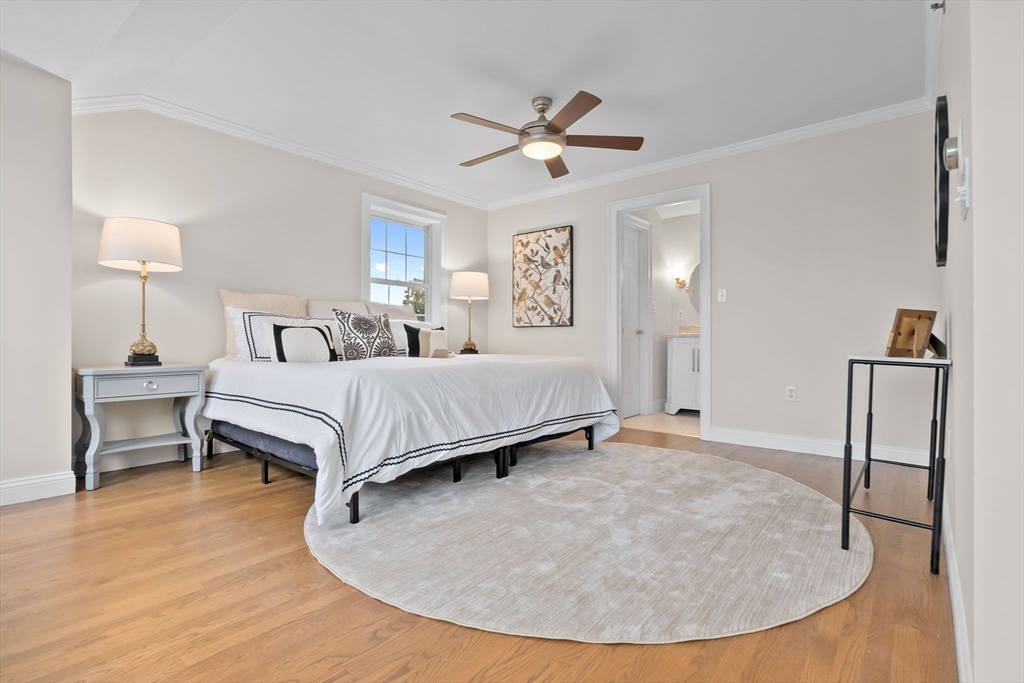 240 Merrimac St # 4