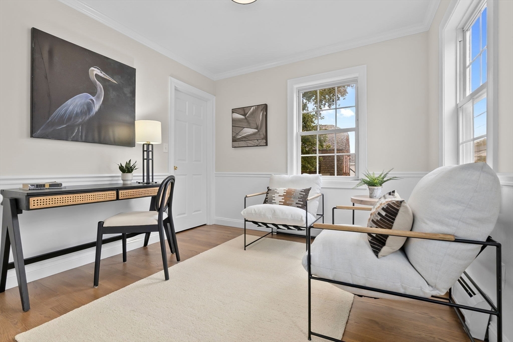 240 Merrimac St # 4