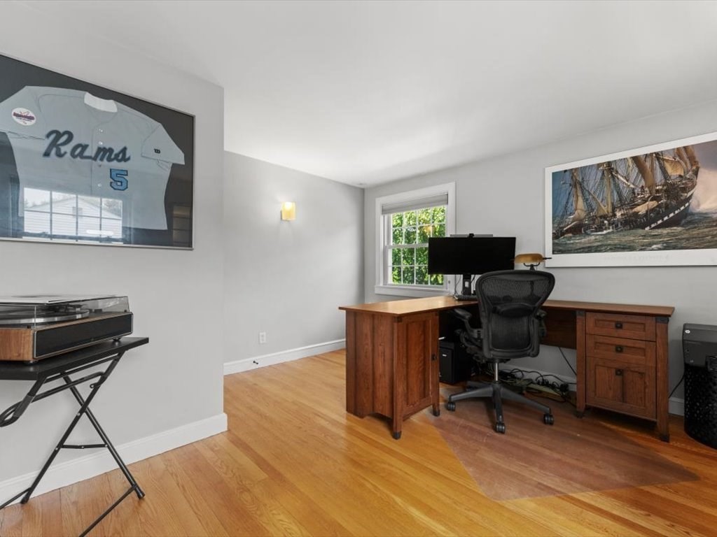 89 Puritan Dr