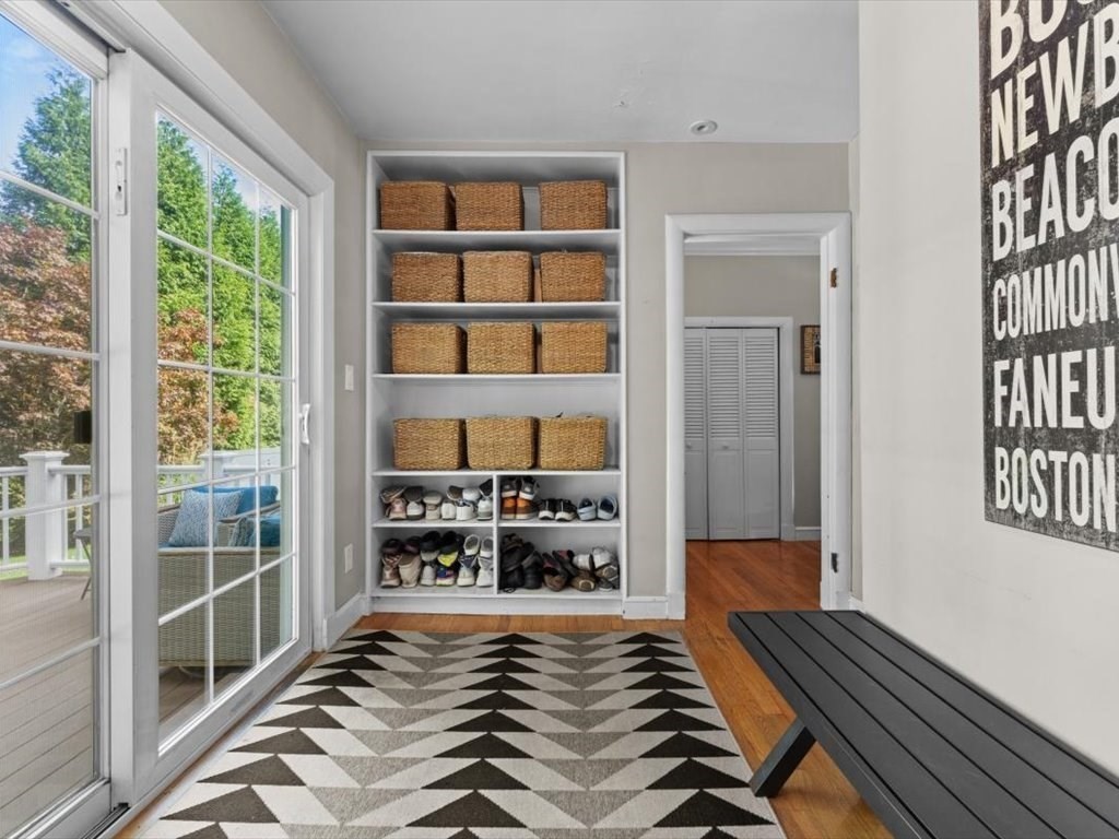 89 Puritan Dr