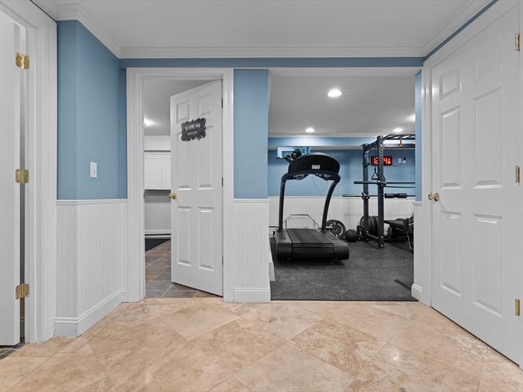 89 Puritan Dr