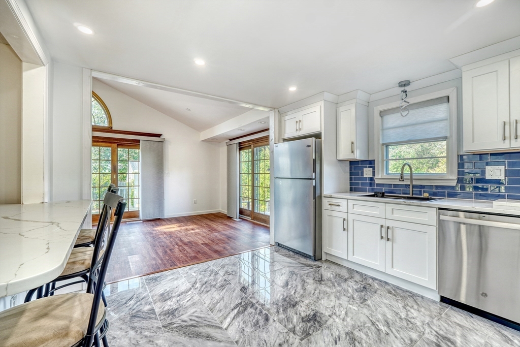 28 Border Rd, Holbrook