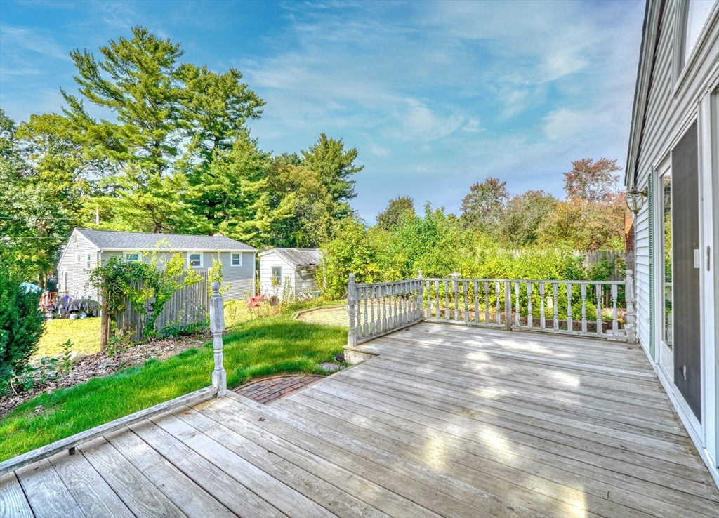 28 Border Rd, Holbrook
