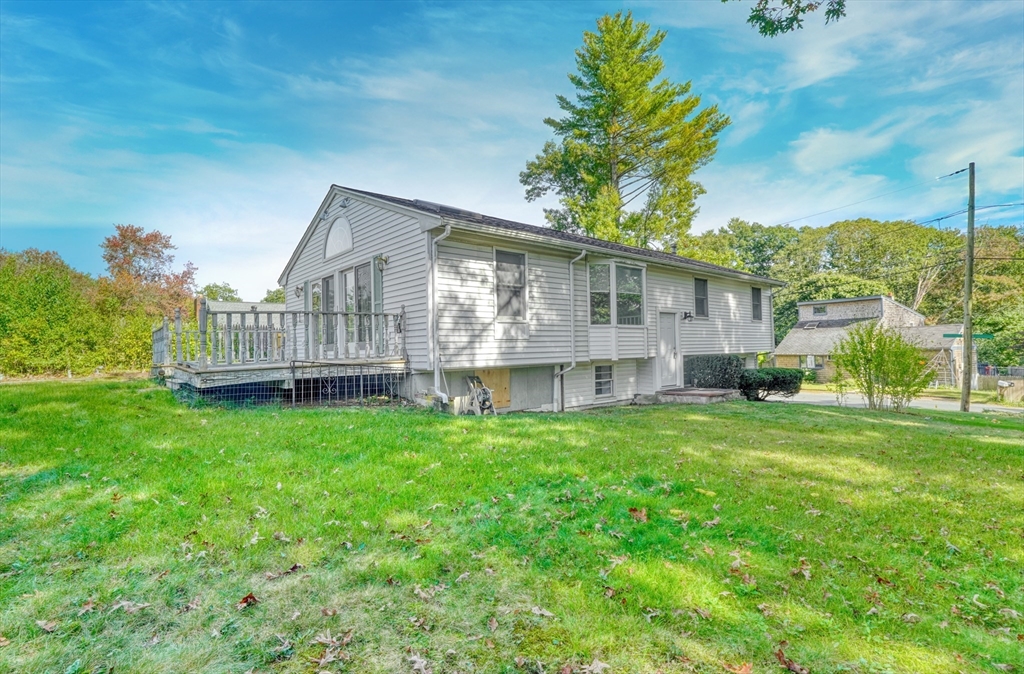 28 Border Rd, Holbrook