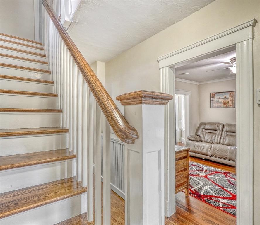 235 Curve St