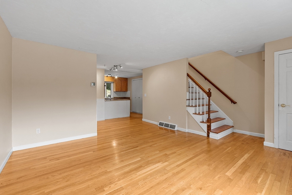 28 Harris Street # 2