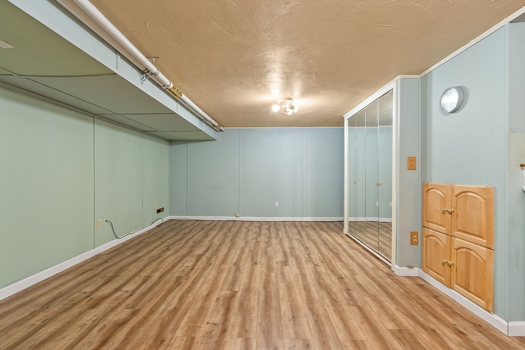 28 Harris Street # 2