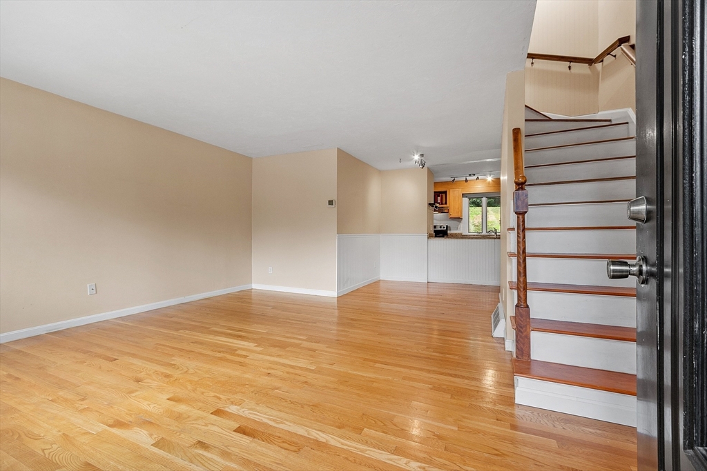 28 Harris Street # 2