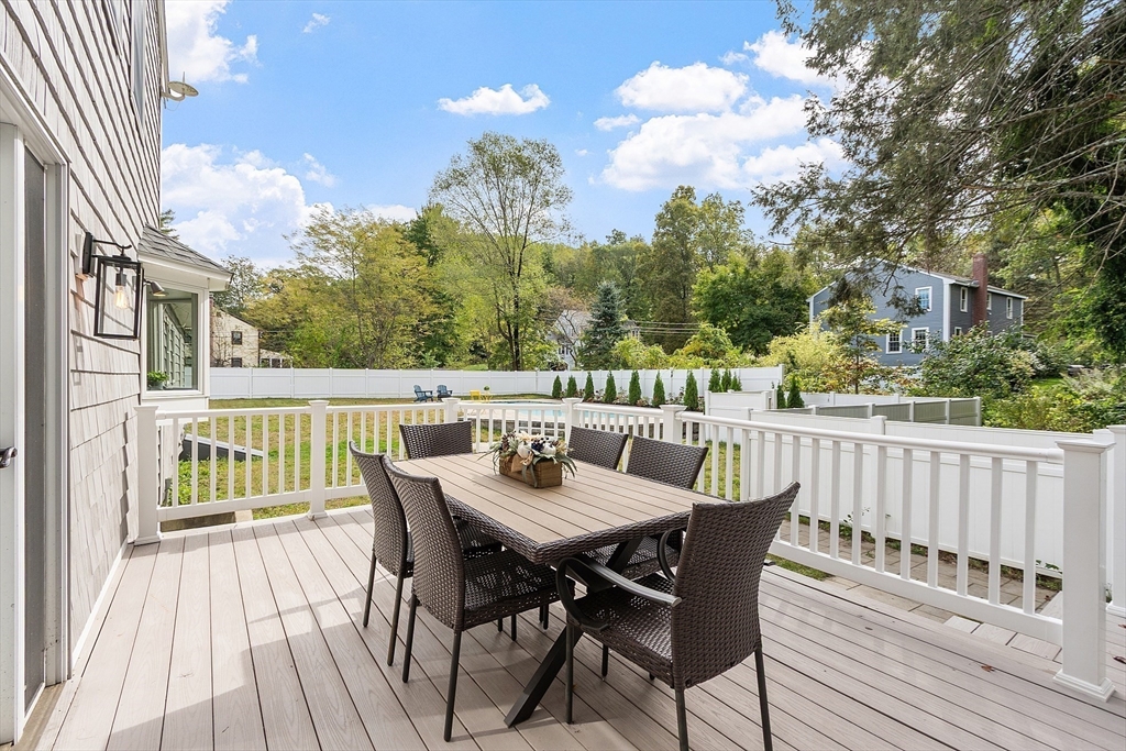 30 Paul Revere Rd, Acton